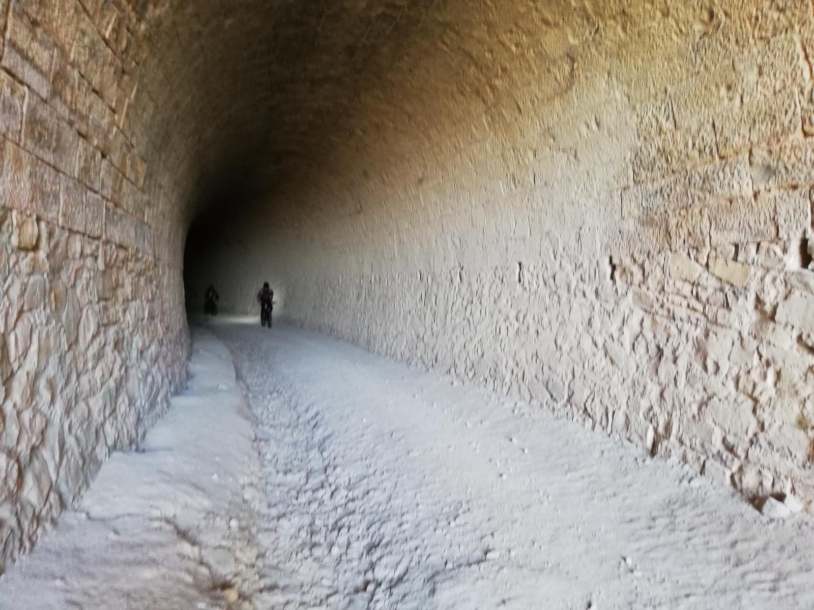 Borgo di Ferla - visita storica trekking Val d'Anapo Sicilia